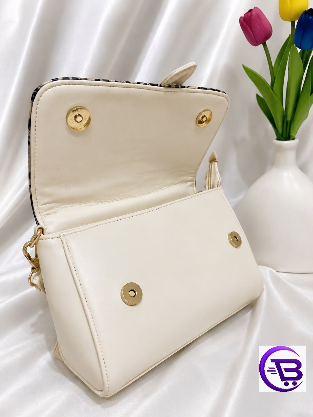 Premium Quality Womens Crossbody Bag image 2