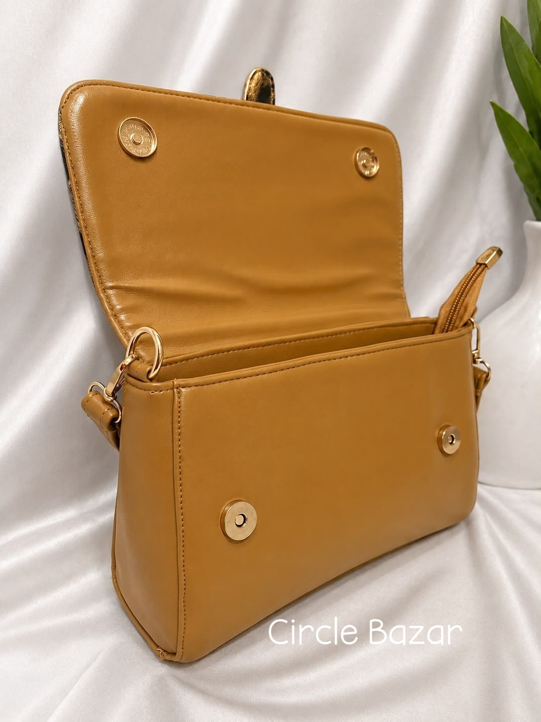 Premium Crossbody Bag image 3